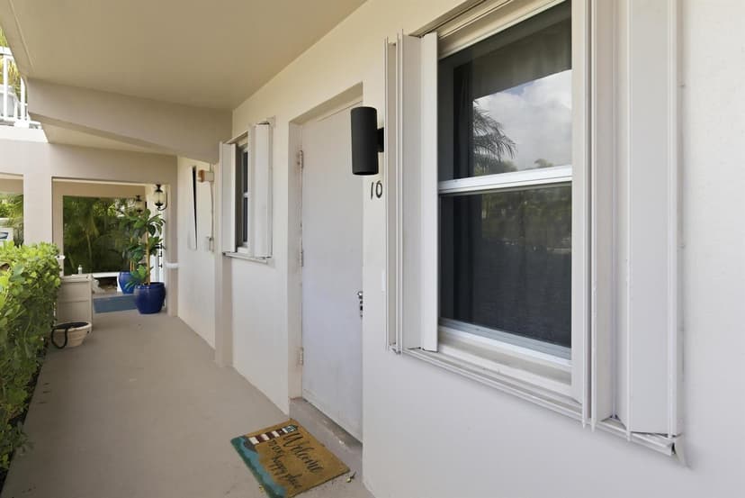 311 E Ocean Avenue # 104, Lantana FL 33462