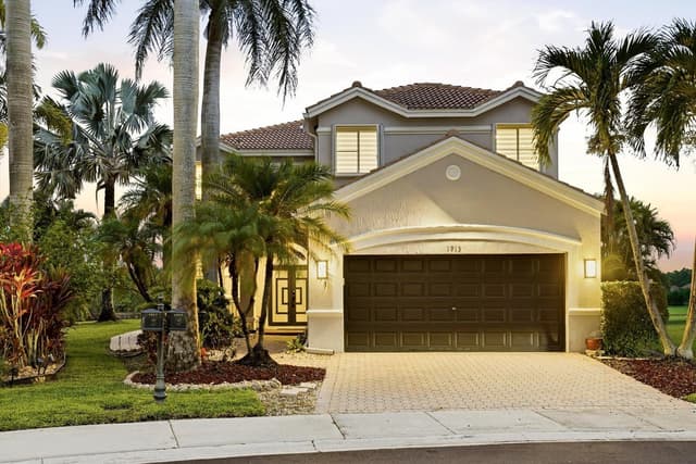 1913 Silverbell Terrace, Weston FL 33327 - Weston, FL - Photo 3