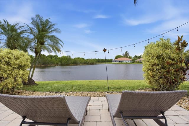 1913 Silverbell Terrace, Weston FL 33327 - Weston, FL - Photo 4