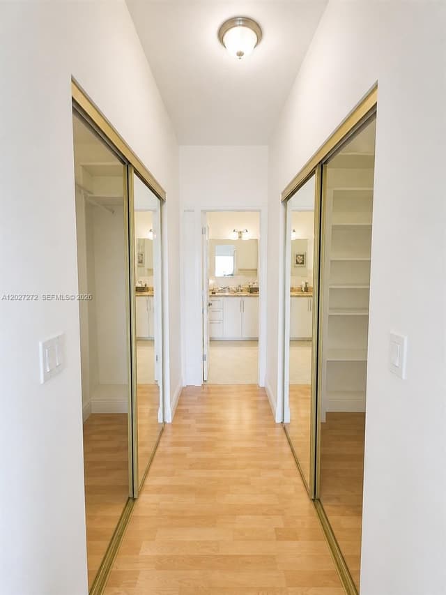 1101 NE 2nd St, Hallandale Beach FL 33009 - Hallandale Beach, FL - Photo 5