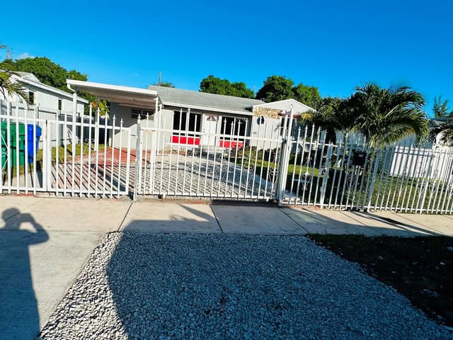 4315 NW 11th Court, Miami FL 33127 - Miami, FL - Photo 2