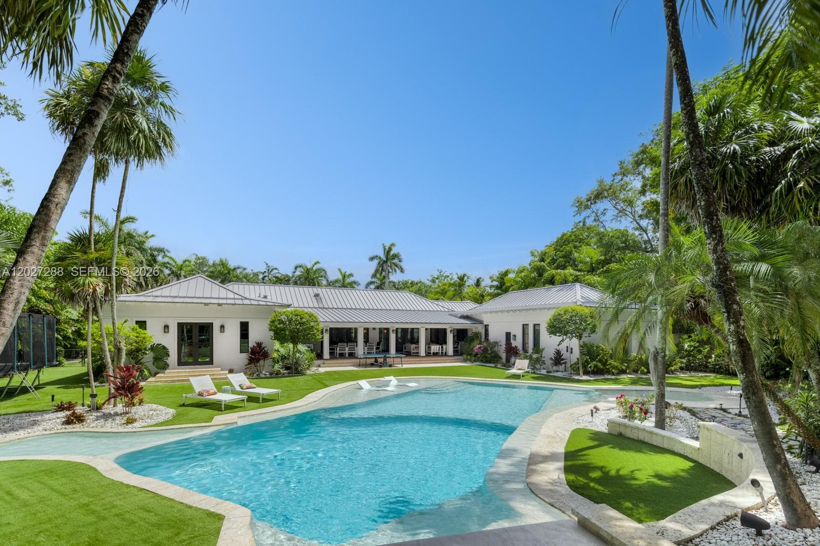 7101 SW 66th St, Miami FL 33143