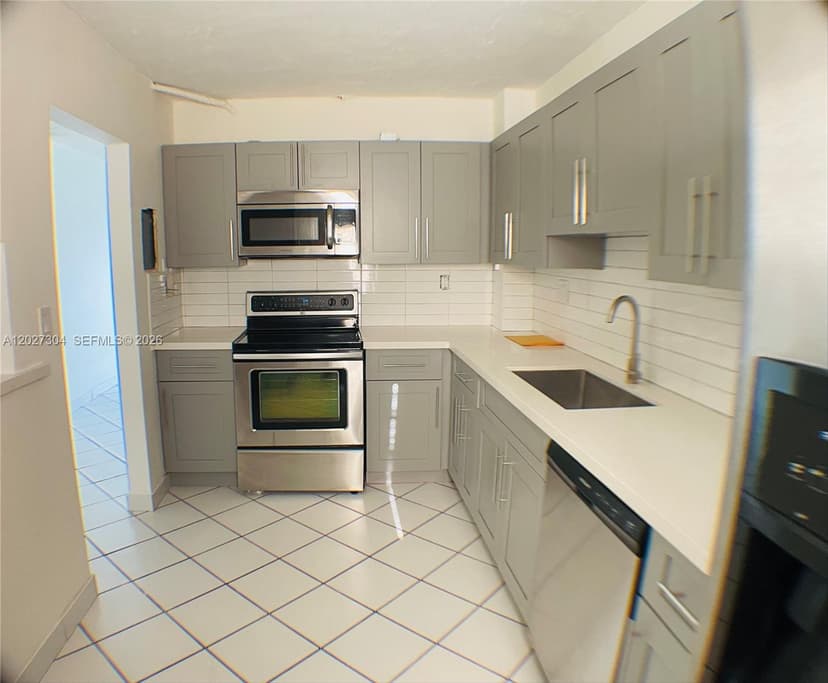 12590 NE 16th Ave # 610, North Miami FL 33161