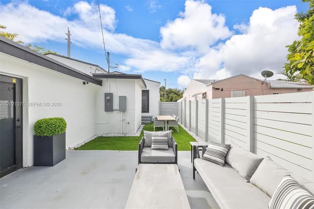 501 NW 46th St, Miami FL 33127 - Miami, FL - Photo 2