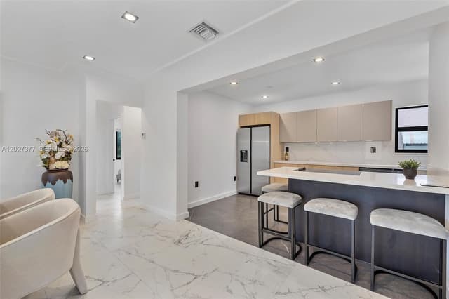 501 NW 46th St, Miami FL 33127 - Miami, FL - Photo 6