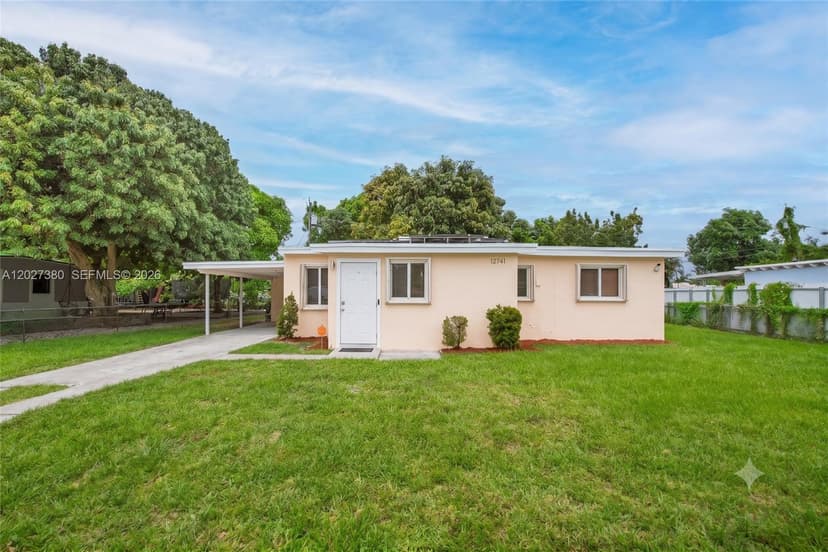 12741 Wood St, Miami FL 33167