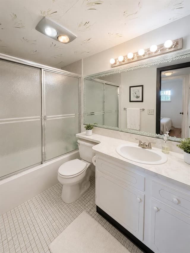 8990 S Hollybrook Boulevard # 302, Pembroke Pines FL 33025 - Pembroke Pines, FL - Photo 4