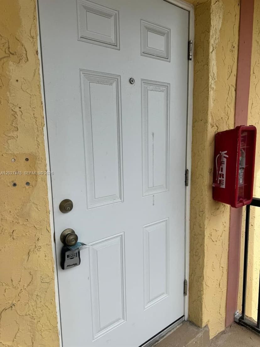 2850 NW 55th Ave # 1D, Lauderhill FL 33313