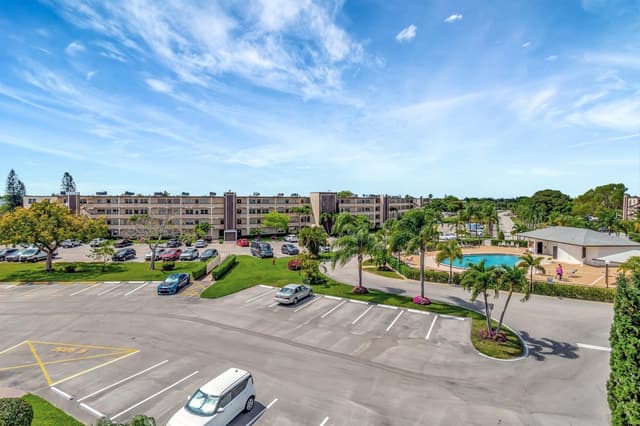 4049 Wolverton C, Boca Raton FL 33434 - Boca Raton, FL - Photo 5