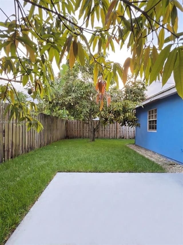 1300 NE 203rd St, Miami FL 33179 - Miami, FL - Photo 4