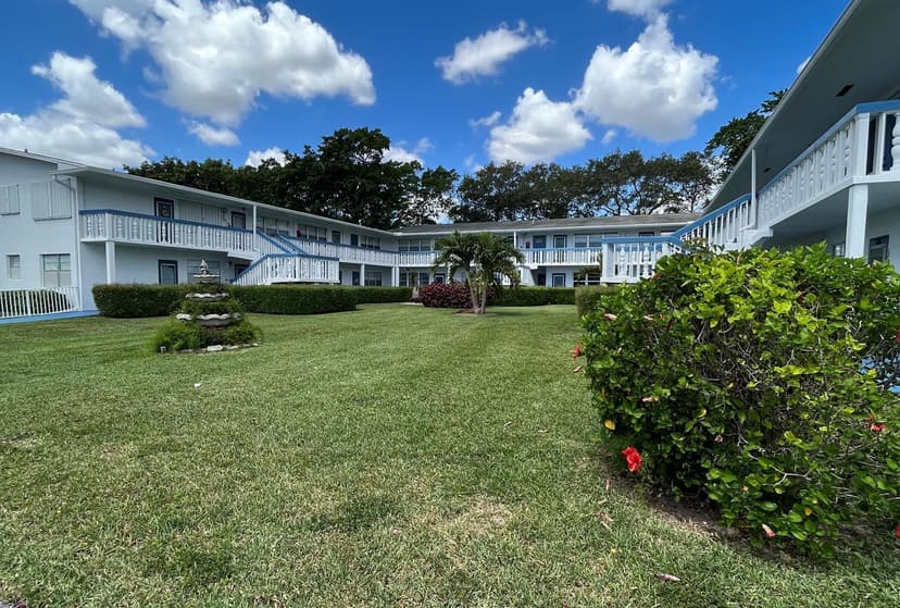 119 E Westbury E # 119, Deerfield Beach FL 33442