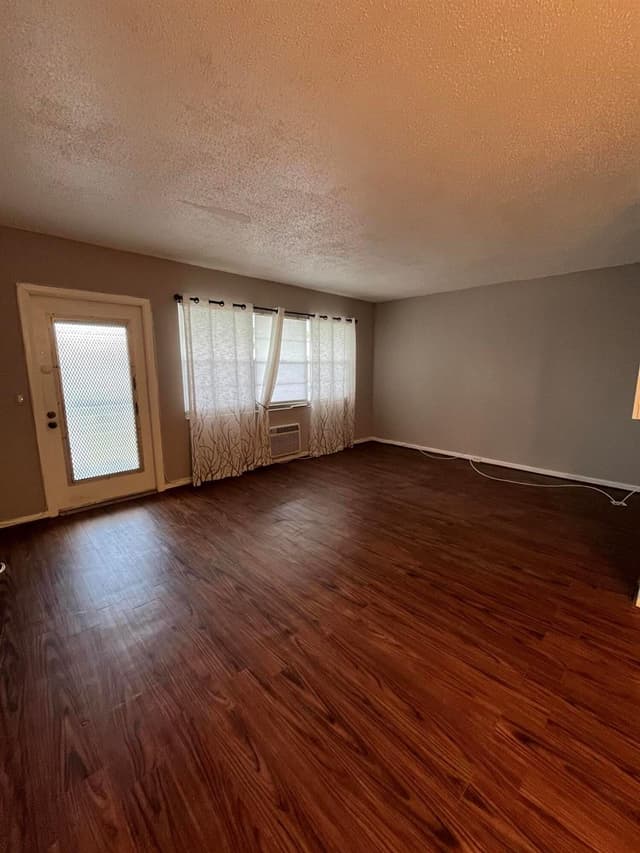 119 E Westbury E # 119, Deerfield Beach FL 33442 - Deerfield Beach, FL - Photo 4