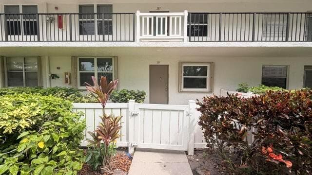 24 Abbey Lane # 107, Delray Beach FL 33446 - Delray Beach, FL - Photo 2