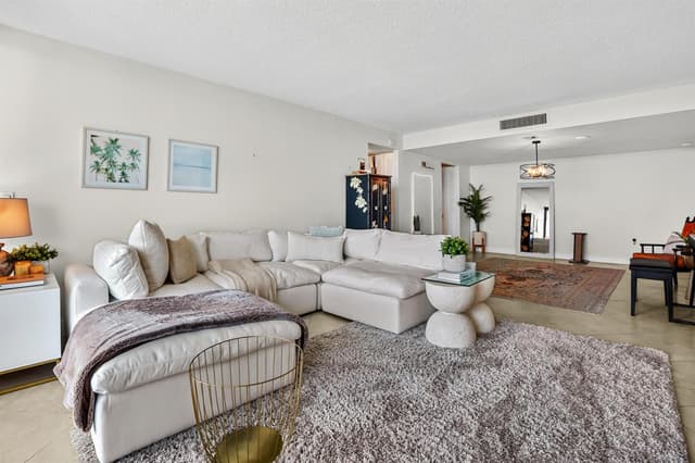 5600 N Flagler Drive # 1106, West Palm Beach FL 33407 - West Palm Beach, FL - Photo 7