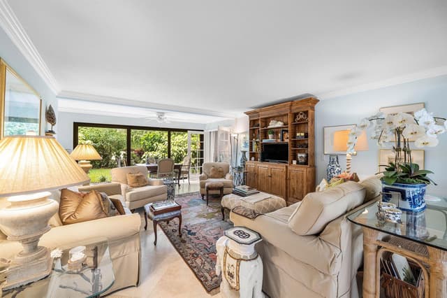4233 A Quail Ridge Drive N, Boynton Beach FL 33436 - Boynton Beach, FL - Photo 2