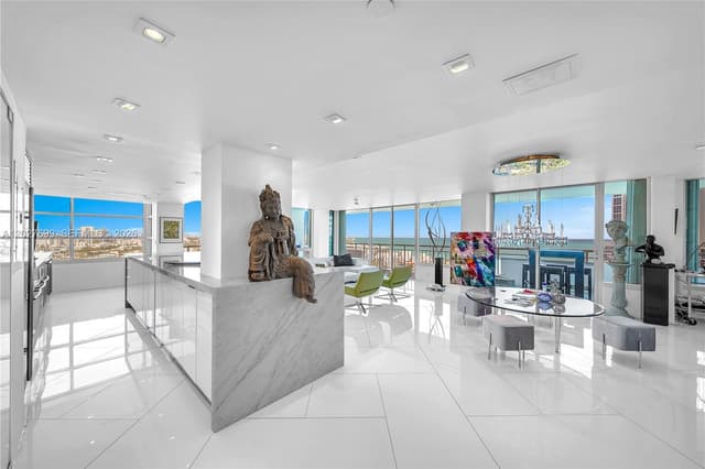 400 S Pointe Dr # 2310, Miami Beach FL 33139 - Miami Beach, FL - Photo 4