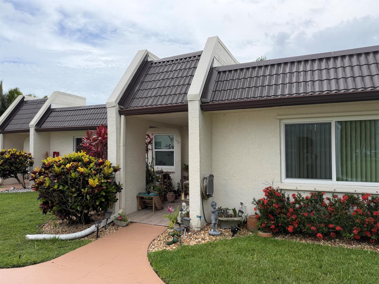 212 Lake Susan Lane, West Palm Beach FL 33411 - West Palm Beach, FL - Photo 1