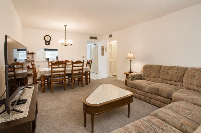 3050 Holiday Springs Blvd # 305, Margate FL 33063 - Margate, FL - Photo 2