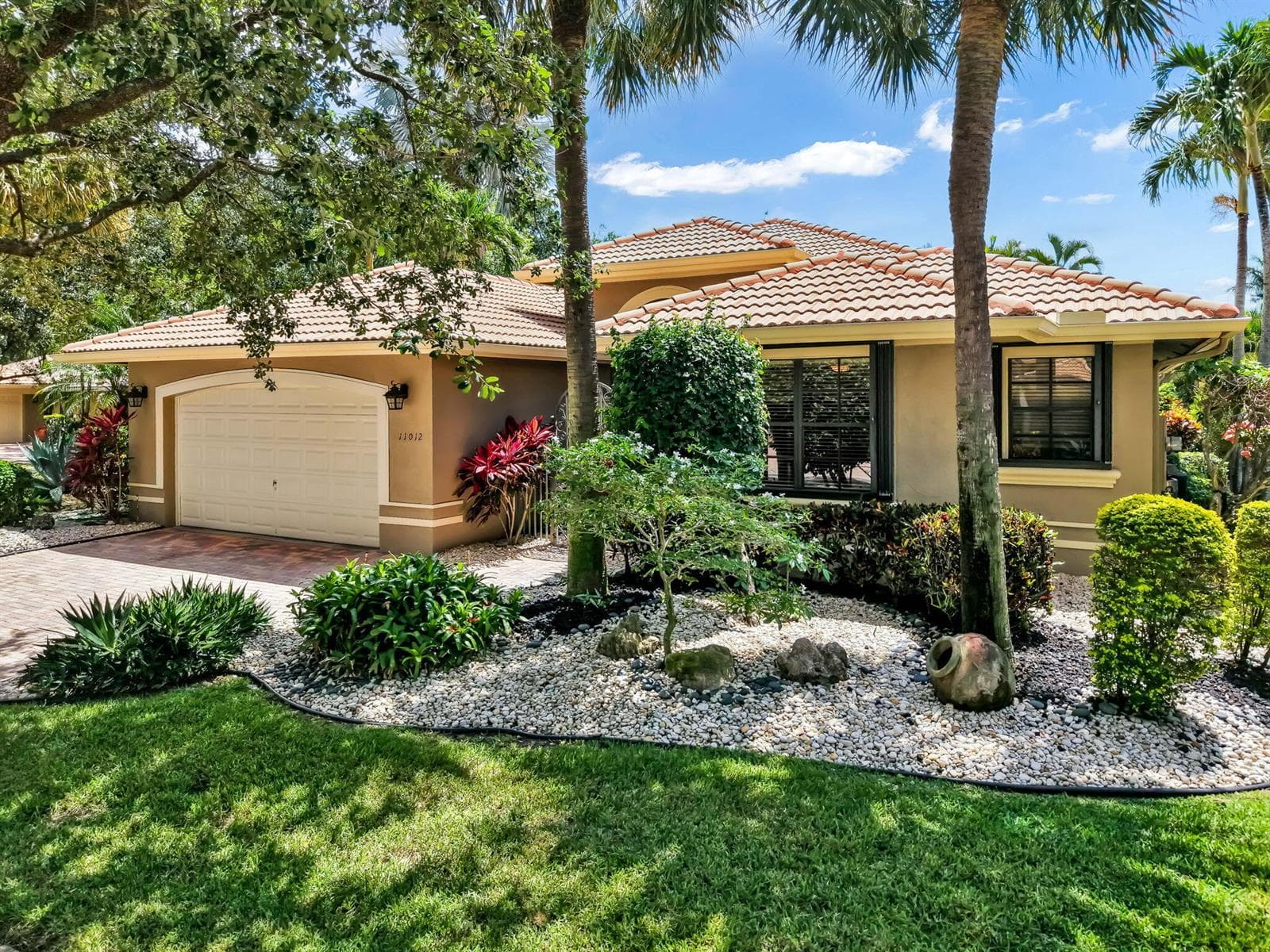 11012 Vía Sorrento, Boynton Beach FL 33437 - Boynton Beach, FL - Photo 1