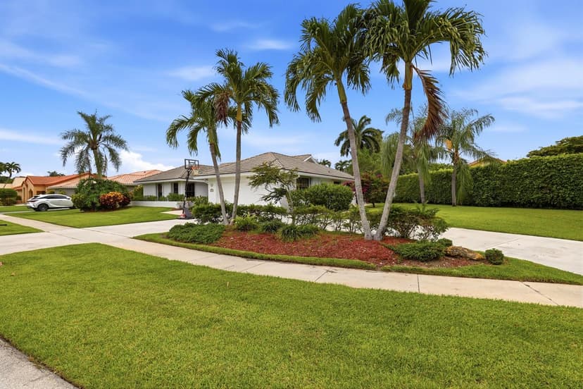 2657 SW 23rd Cranbrook Drive, Boynton Beach FL 33436