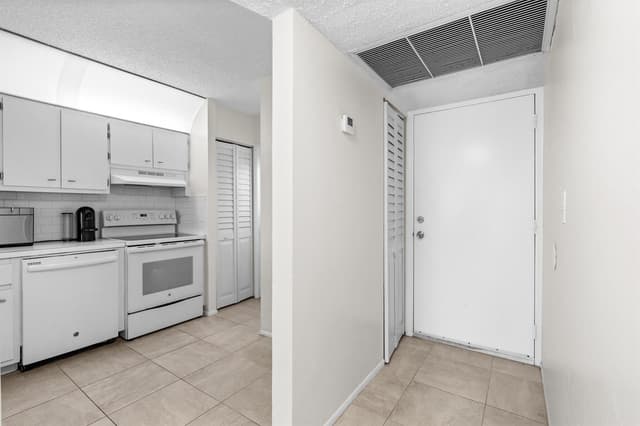 4501 NE 21 Avenue # 406, Fort Lauderdale FL 33308 - Fort Lauderdale, FL - Photo 6