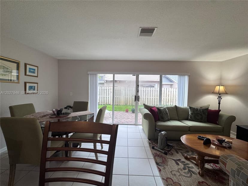 12204 NW 36th Pl, Sunrise FL 33323