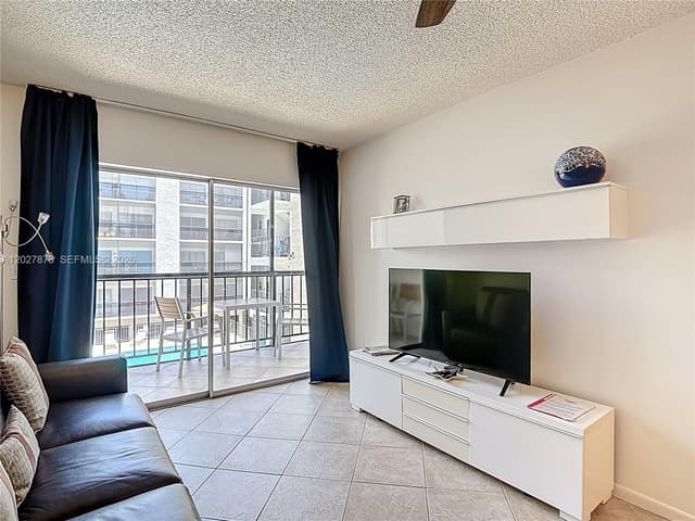 201 178th Dr # 315, Sunny Isles Beach FL 33160 - Sunny Isles Beach, FL - Photo 7