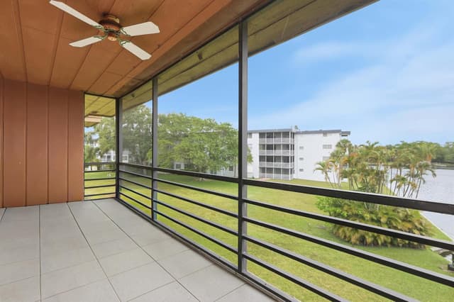 661 NE 195th Street # 310, Miami FL 33179 - Miami, FL - Photo 5