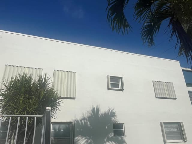 526 Normandy K, Delray Beach FL 33484 - Delray Beach, FL - Photo 2