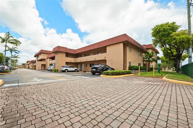 9950 SW 88th St # 4, Miami FL 33176 - Miami, FL - Photo 3
