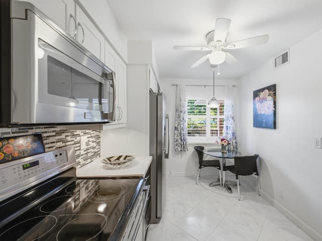 7280 Amberly Lane # 201, Delray Beach FL 33446 - Delray Beach, FL - Photo 5