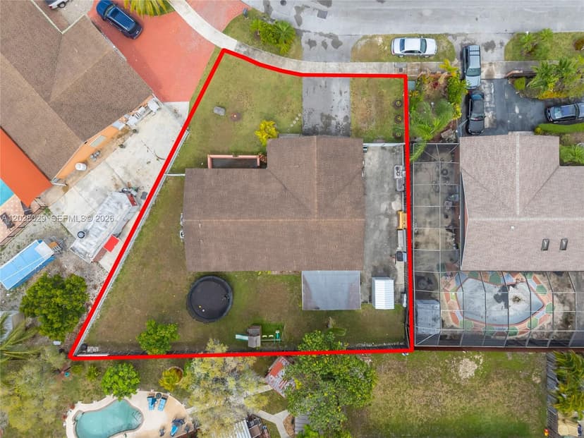 25701 SW 133rd Ct, Homestead FL 33032