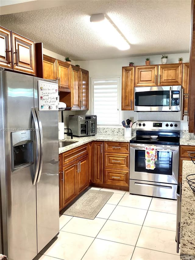 8900 Washington Blvd # 415, Pembroke Pines FL 33025 - Pembroke Pines, FL - Photo 2