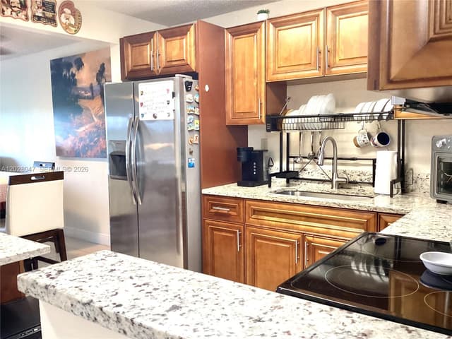 8900 Washington Blvd # 415, Pembroke Pines FL 33025 - Pembroke Pines, FL - Photo 3
