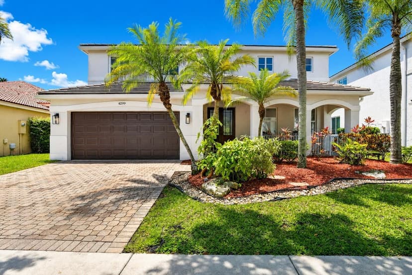 4299 Laurel Ridge Circle, Weston FL 33331