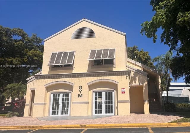 8290 Lake Dr # 506, Doral FL 33166 - Doral, FL - Photo 7