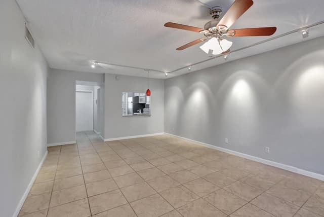 4025 N Federal Highway # 212a, Oakland Park FL 33308 - Oakland Park, FL - Photo 3