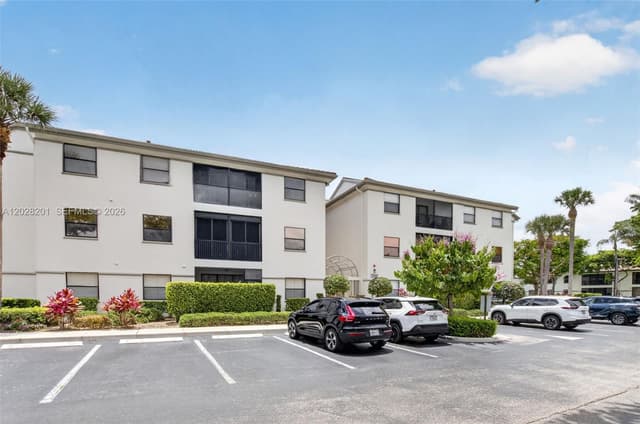 5133 Brisata Cir # L, Boynton Beach FL 33437 - Boynton Beach, FL - Photo 2