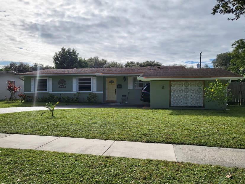 5161 SW 90th Avenue, Cooper City FL 33328