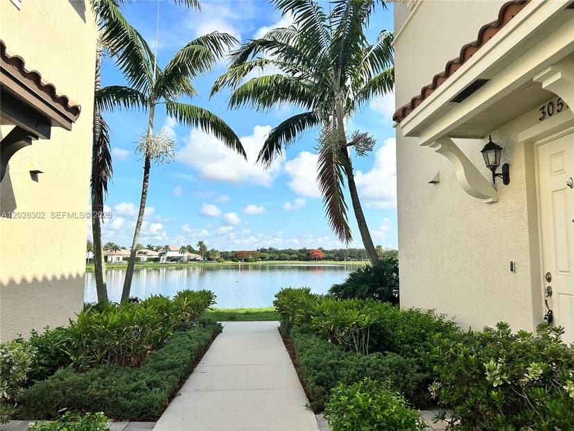 3057 Tortola Way, Hollywood FL 33024
