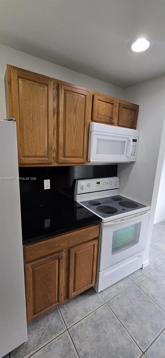 2120 Sherwood Forest Blvd # 30, West Palm Beach FL 33415 - West Palm Beach, FL - Photo 6