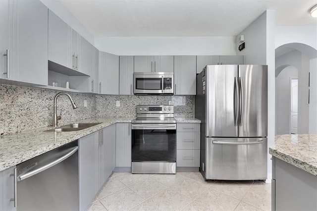 12941 SW 29th St, Miramar FL 33027 - Miramar, FL - Photo 7