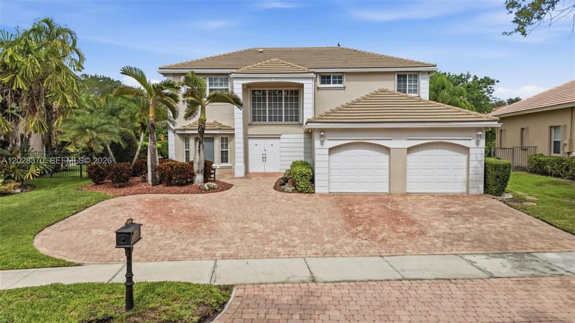 2608 Oakbrook Ct, Weston FL 33332