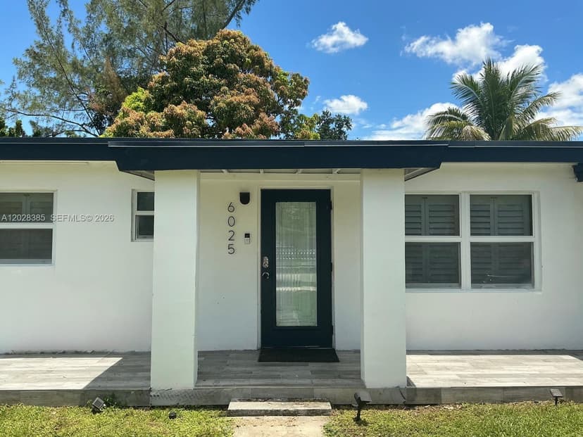 6025 SW 40th St, Miramar FL 33023