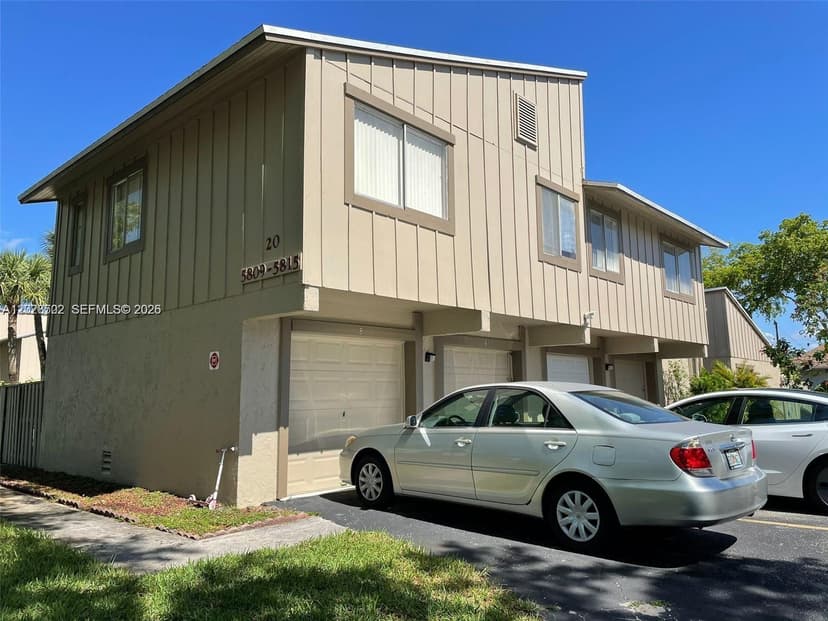 5809 NW 21st St # A, Lauderhill FL 33313