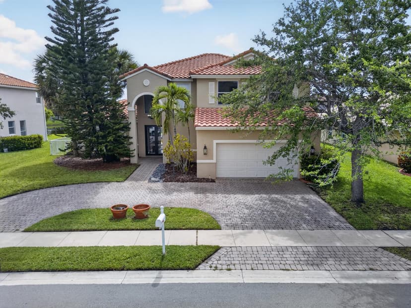 791 SW 191st Avenue, Pembroke Pines FL 33029