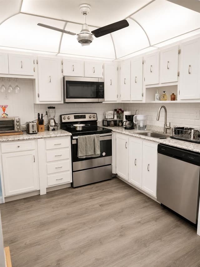 415 Normandy Lane # I, Delray Beach FL 33484 - Delray Beach, FL - Photo 3