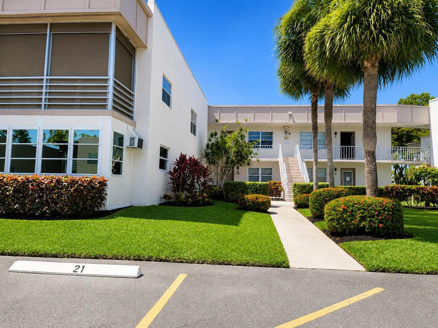 415 Normandy Lane # I, Delray Beach FL 33484 - Delray Beach, FL - Photo 1