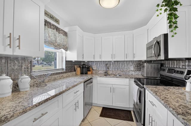360 Seville # O, Delray Beach FL 33446 - Delray Beach, FL - Photo 6
