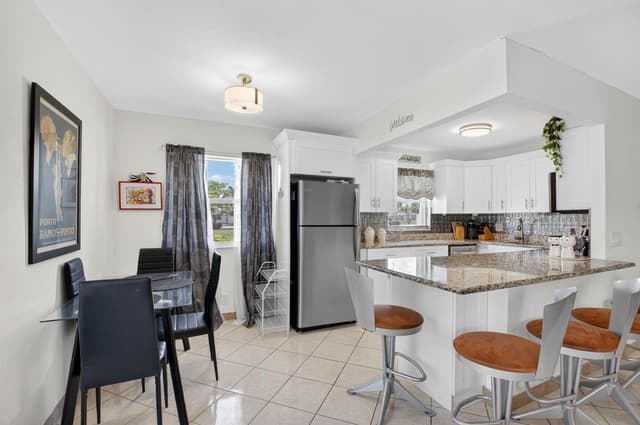 360 Seville # O, Delray Beach FL 33446 - Delray Beach, FL - Photo 5